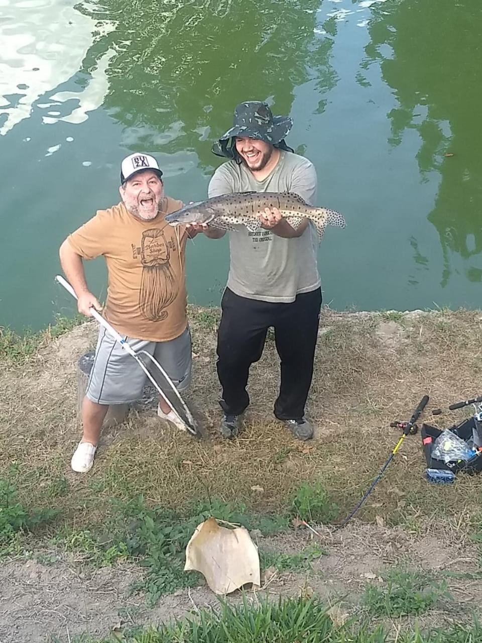 & Pesca Esportiva Fazolin Inn *